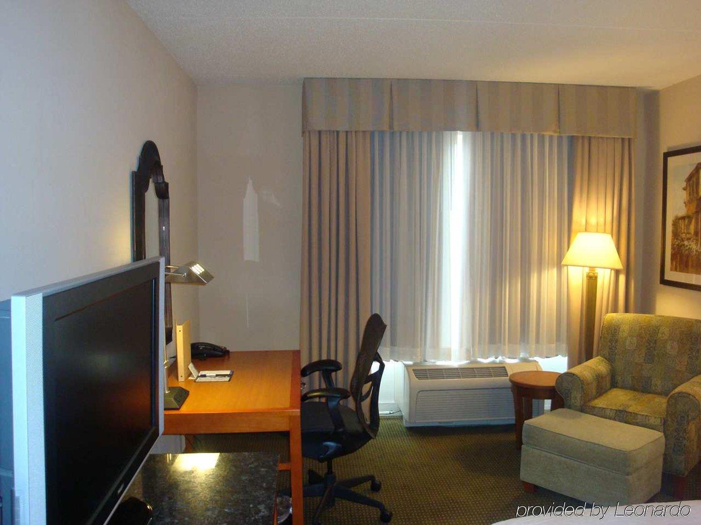 Hilton Garden Inn Tuscaloosa Phòng bức ảnh